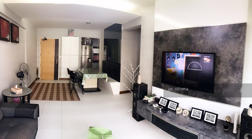 Woodlands Drive 50 thumbnail photo